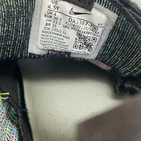 Nike Air VaporMax 2021 Flyknit Next Nature Grade School DX3367-700 size 4.5Y New - Picture 9 of 9